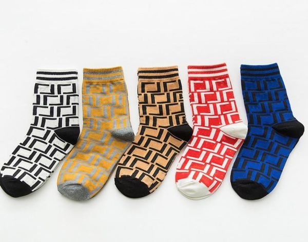 

5pcsbox brand mens womens sport socks four seasons men letter pure cotton ankle short designer breathable printed outdoor leisure3521754, Black