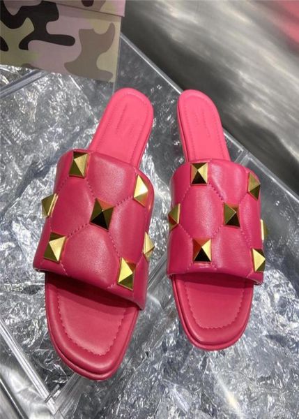 

2021 womens designer shoes luxury slippers slide summer fashion wide bottom flat slippers nail sandals flip flops size 36403051597, Black