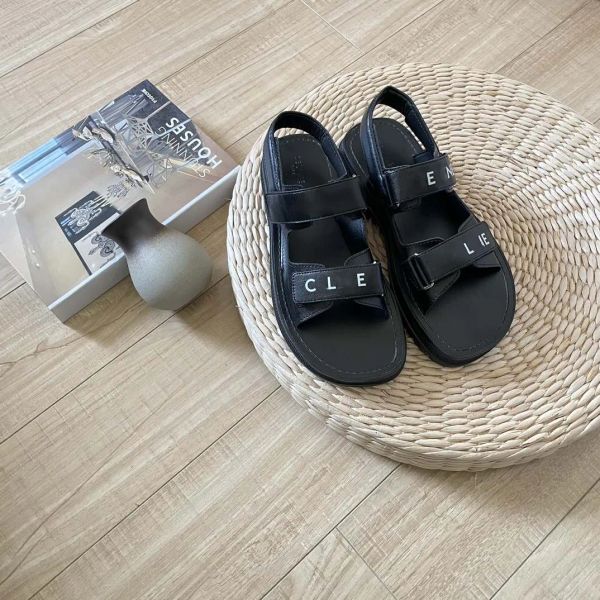 

2023 Summer New Letter Sandals Designer Women's Fashion Leather Sole Beach Shoes Simple, White