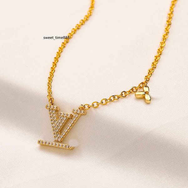 

never fading 18k gold plated luxury brand designer pendants necklaces stainless steel letter choker pendant necklace beads chain jewelry, Silver