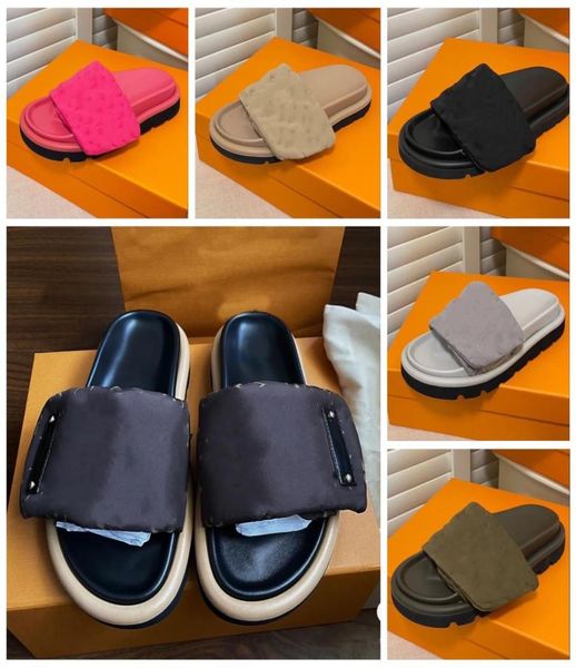 

designer womenmen sandal slippers with label outside size 3545 embossed printing pillow hook loop mule summer flat heel slippe3560465, Black