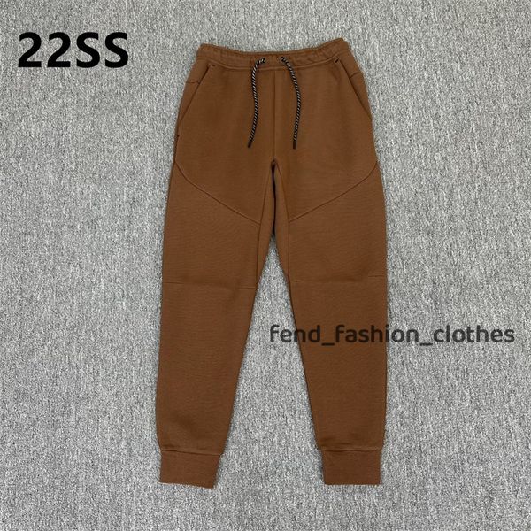 36-22SS-POCKETS i ryggen