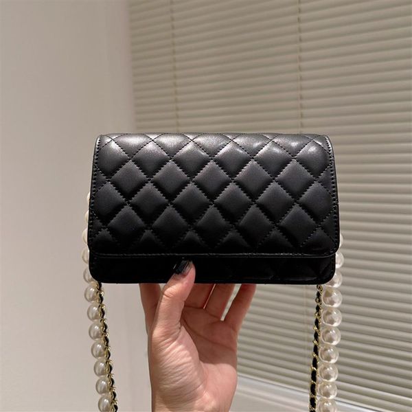 

womens lambskin woc wallet bags with pearl gold metal matelase chain crossbody shoulder ful flap purse card holder multi pochette 309v, Red;black