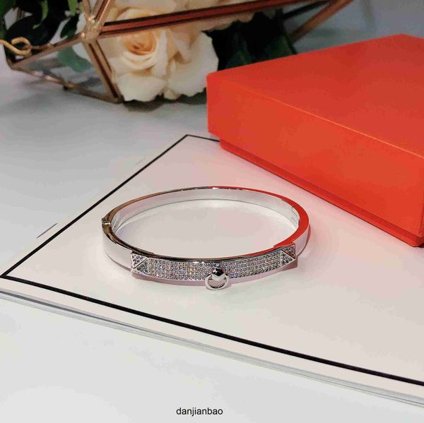 

designer single bangle circle lock gold bracelets women bangles punk for gift luxurious superior quality jewelry leather belt bracelet del, Black