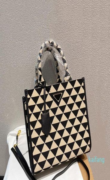 

woman small 28cm 17cm fabric shopping bags micro tote bags black beige embroidered handles womens handbag with shoulder7211437