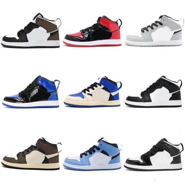 

2023 kids jorden 1s basketball shoes off boy girl mid high jumpman 1 dark mocha chicago obsidian unc white lucky green outdoor sports traine, Black