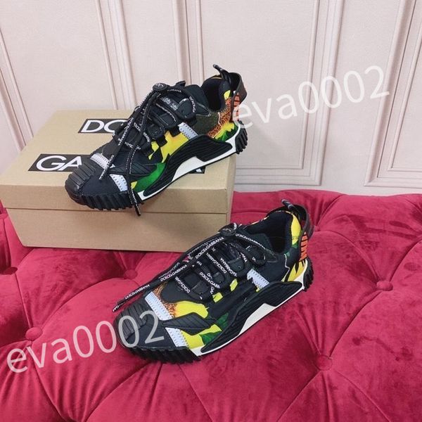 

2023 luxury quality designer sneakers calfskin casual shoes fashion reflective shoes men women sneaker vintage trainers increasing leather p, Black