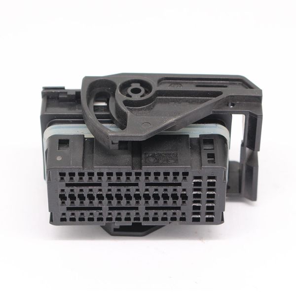 

2050010-1 64 pin waterproof te electronics amp wire harness connector female plug