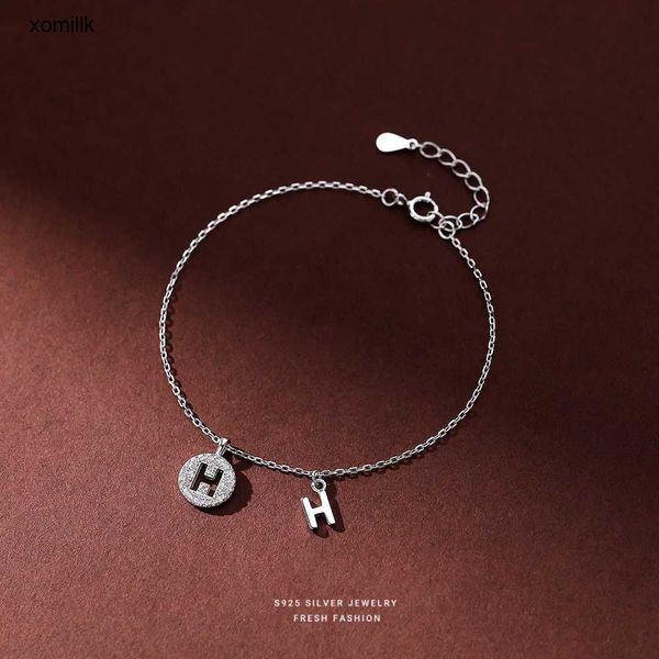 

hermm classics bracelet 2023 h letter sterling silver handheld female ins small design friend same light luxury flash diamond feel bracelet, Black