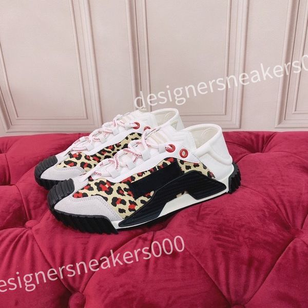 

2023 new luxury designer shoes casual sneakers mens womens shoes luxury calfskin boots trainers, Red;white