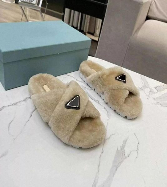 

slippers women shearling slippers luxury designer classic mules furry slipper winter soft fur warm fluffy black white treaded rubb6608404