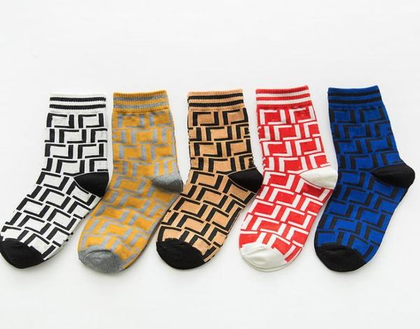 

5pcsbox brand mens womens sport socks four seasons men letter pure cotton ankle short designer breathable printed outdoor leisure9416757, Black