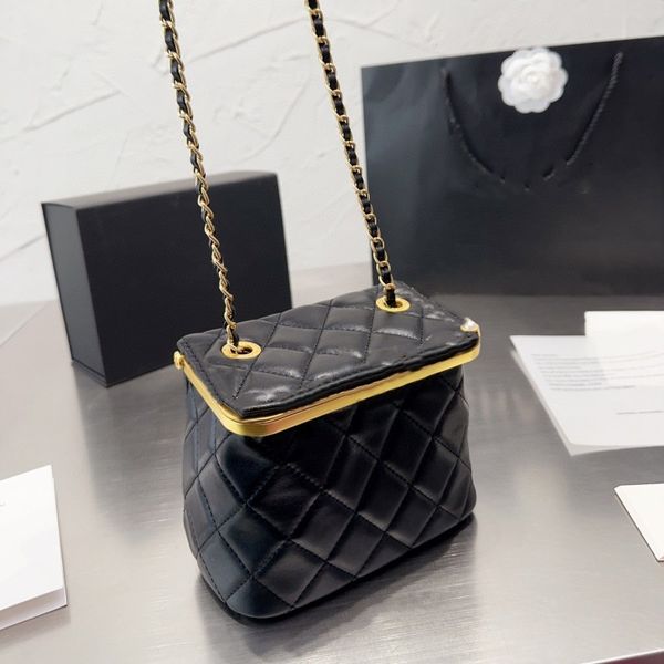 

designer handbag women's shoulder bag fashion crossbody bag leather material box type design chain bag long purse senior clamshell enve