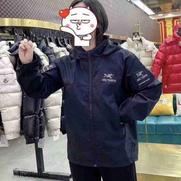 

jacket arc 2023 teryx coats outlet jackets designer spring men's women's functional wind brochure couple coat love charge, Black;brown