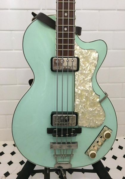 

125th anniversary 1950039s hofner violin club green electric bass guitar 30quot short scale white pearl pickguard7057822