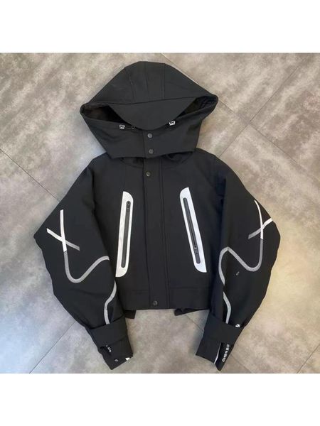

raincoats black longsleeved hooded sweater thin coat women's spring and autumn new windproof neutral zipper short jacket female