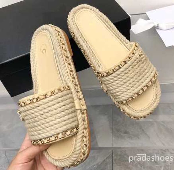 

2023 new woven thick bottom sandals women's beach vacation paris designer casual chain flats slippers fashion double show leather non-s, Black