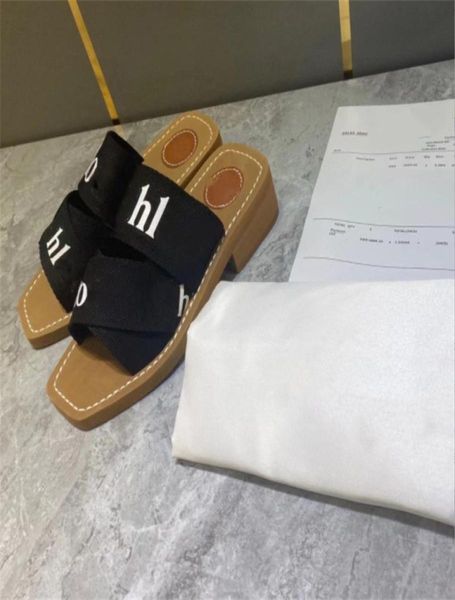 

2022 branded women woody mules flat slipper designer lady lettering fabric outdoor leather sole slide sandal size 35411246285, Black