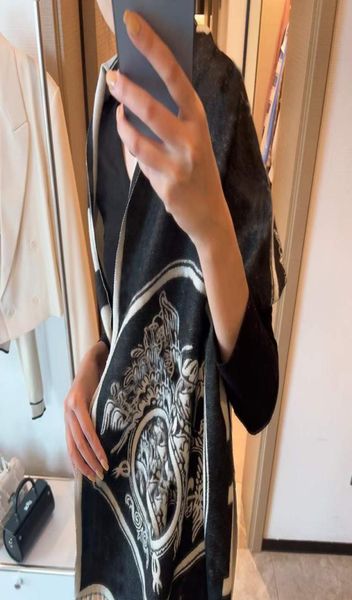 

2022 luxury letter print cashmere h scarf winter women warm blanket shawls wraps pashmina brand blanket female thick bufanda4690643, Blue;gray
