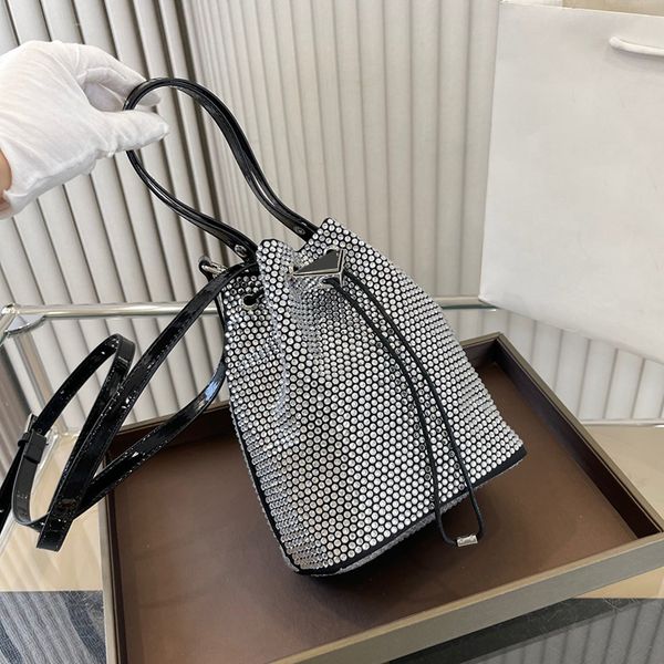 

triangle blingbling rhinestone shoulder bags glitter drawstring bucket handbags 3colors can choose handle totes crossbody shoulder purse 15x