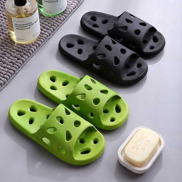 

slippers breathable bathroom slippers girls wter couples home anti-skid bath hollowed out door travel sandals for men in summer, Black