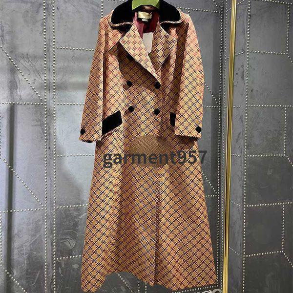 

womens long cloak women mature coats trench jacket fashion letters printing long coat girls casual windproof 22fw winter clothes wholesale, Tan;black