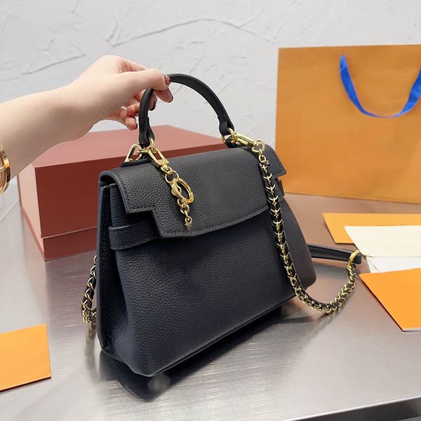 

luxurys tote bag crossbody bags designer handbag genuine leather shoulder purse fashion flap shopping handbags new lockme brand women wallet