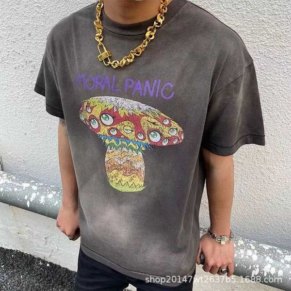 

men's t-shirts saint high street american style niche mushroom washed old vtg loose short sleeved popular t-shirt for men and women in, White;black