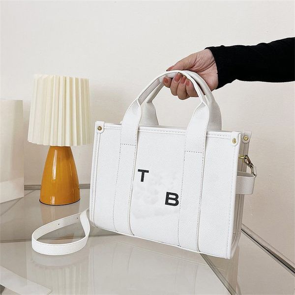 

tote bag traveler letters square shoulder bags plated gold buckle cowhide leather borse p00584164 shopping practical designer bag luxury acc