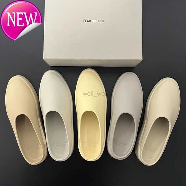 

slippers designer new mens fog slippers 2023 slides fashion brand outdoor sandals massage pantoufle black boosts summer beach moccasin