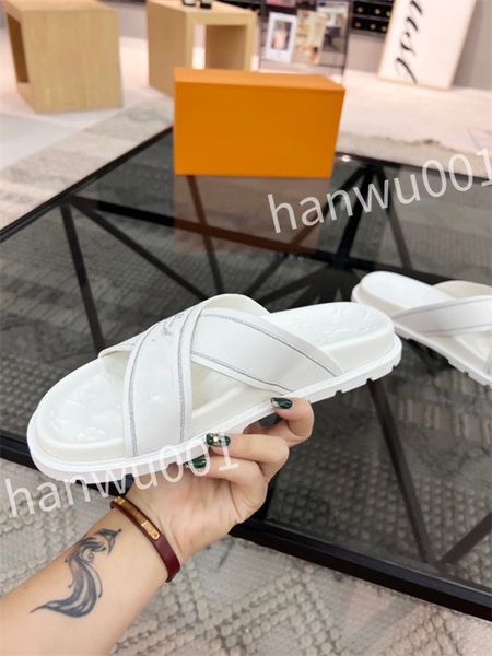 

new leather ceiling slide slippers designer flat mens summer sandals fashion luxury leisure resort beach, Black