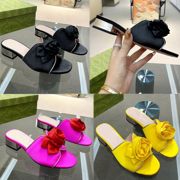 

2023s new season new color womens brand sandals slippers with floral decoration on the upper elegant middle heel sandals half trailer vacati, Black