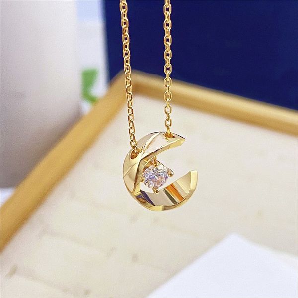 

Fashion designer necklace pendant necklaces Rhombic pineapple water ice moon necklace fashion clavicle chain