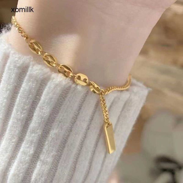 

hermm designer bracelet lucky sign on the bracelet women s 2023 new pig nose colored caseless card high end feeling light luxury small crowd, Black