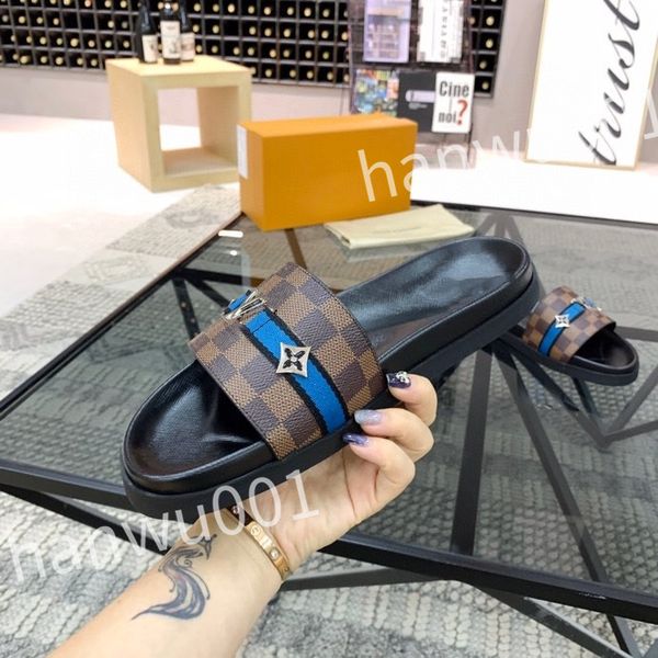 

2023 new leather slide slippers designer flat men summer sandals fashion luxury leisure resort beach, Black