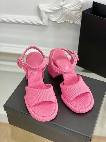 

2023 designer shoes summer beach high heels fashion casual sandals leather wedges belt buckle women shoes lady metal cowhide letter work sho, Black