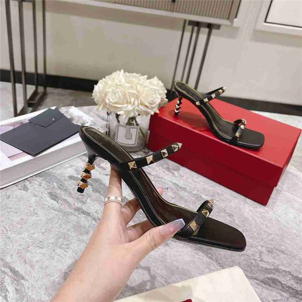

fashion sandals luxury design 2023 valentinoity women high heel leather letter logo wedding party casual slippers 02-011, Black