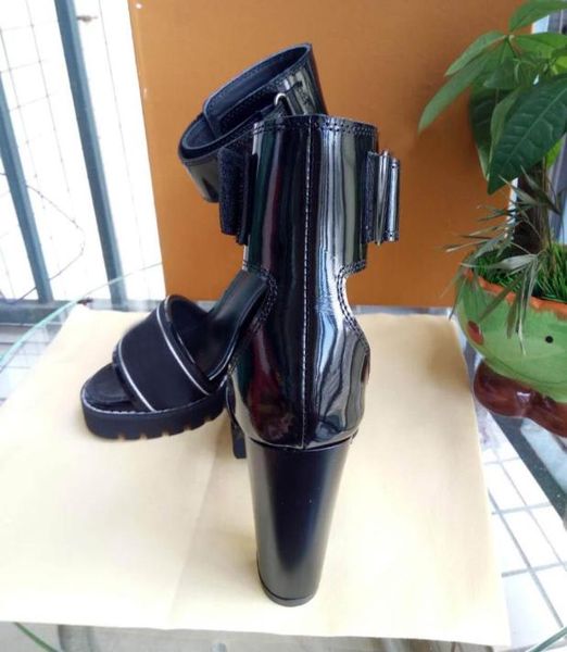 

2018 fashion ladies sandals for women with box style jelly color 2colors size 3541logo7053665, Black