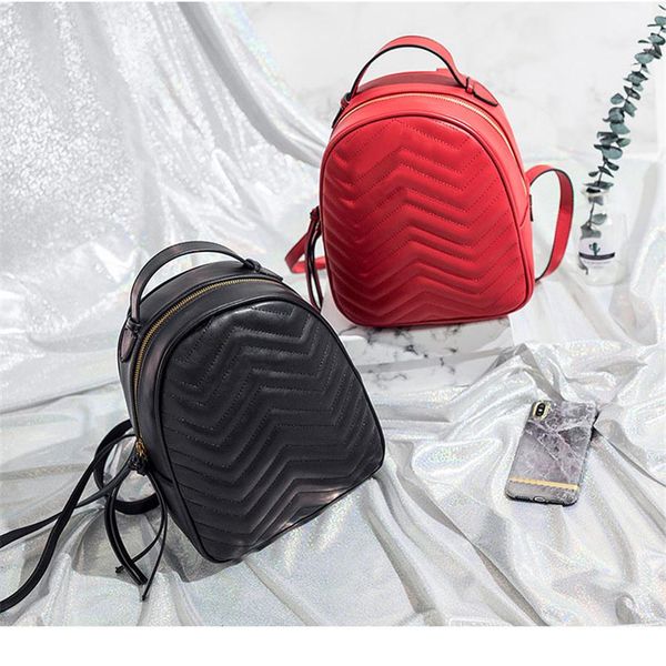

designer- backpack women famous backpacks leisure school bag fashion leather quilted mochila designer women bags italy bag310n