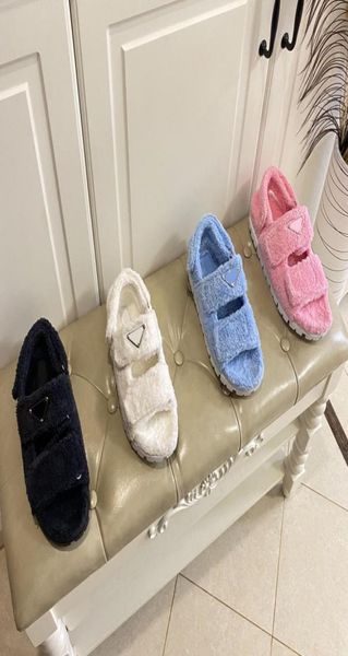 

designer women sandals fashion terry cloth mules flat slippers winter warm rubber sandals plush wool flipflops triangle logo blac8559874, Black