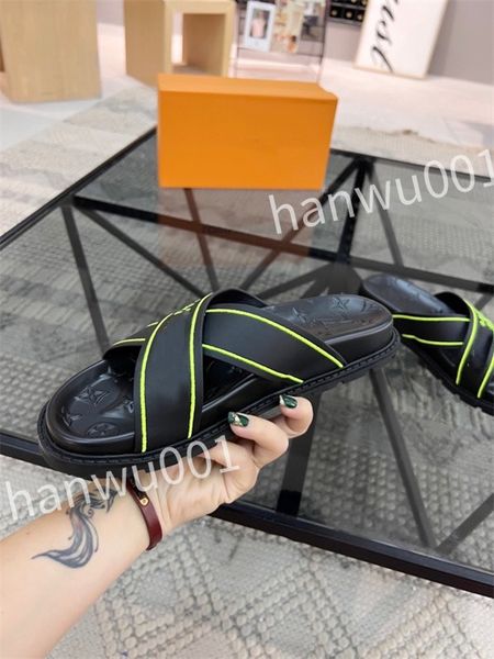 

2023 leather slide slippers designer flat mens summer sandals fashion luxury leisure resort beach, Black