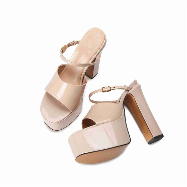 

fashion sandals luxury design 2023 valentinoity women high heel leather letter logo wedding party casual slippers 05-01, Black