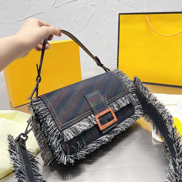

designer shoulder bags woman handbags baguette tassel bags women fashion distressed denim crossbody bag purses 220930