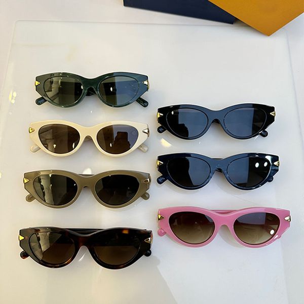

Classic womens designer high-quality Mallettage Cat Eye Sunglasses with golden metal Mallettage studs on the legs oval acetate frame sunglasses Z1986E vacation
