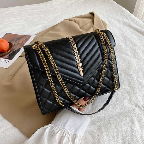 

evening bags geestock women's bags chain shoulder bag 2022 new fashion woman pu crossbody bags flap lingge exture messenger bag j230420