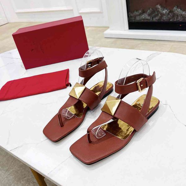 

designer sandals women heel leather slippers sandals famous designer women luxury summer rubber flat sandals, Black