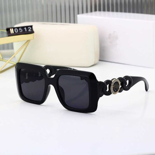 

frames 2023 new overseas online popular sunglasses for men and women street pgraphy tourism glasses, White;black