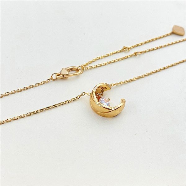 

Fashion designer necklace pendant necklaces Rhombic pineapple moon necklace womens jewelry fashion clavicle chain