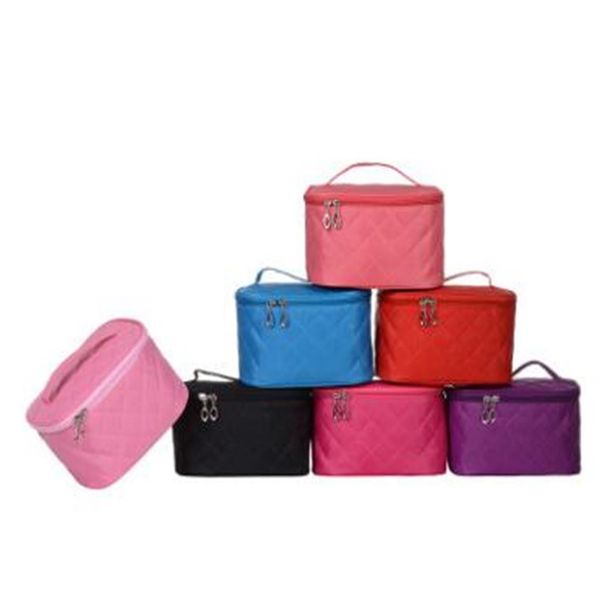 

2018 new fashion women men cosmetic bags makeup bag cosmetic case summer dumpling large clutch women311y