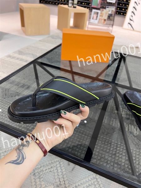 

2023 new leather slide slippers designer flat mens summer sandals fashion luxury leisure resort beach, Black